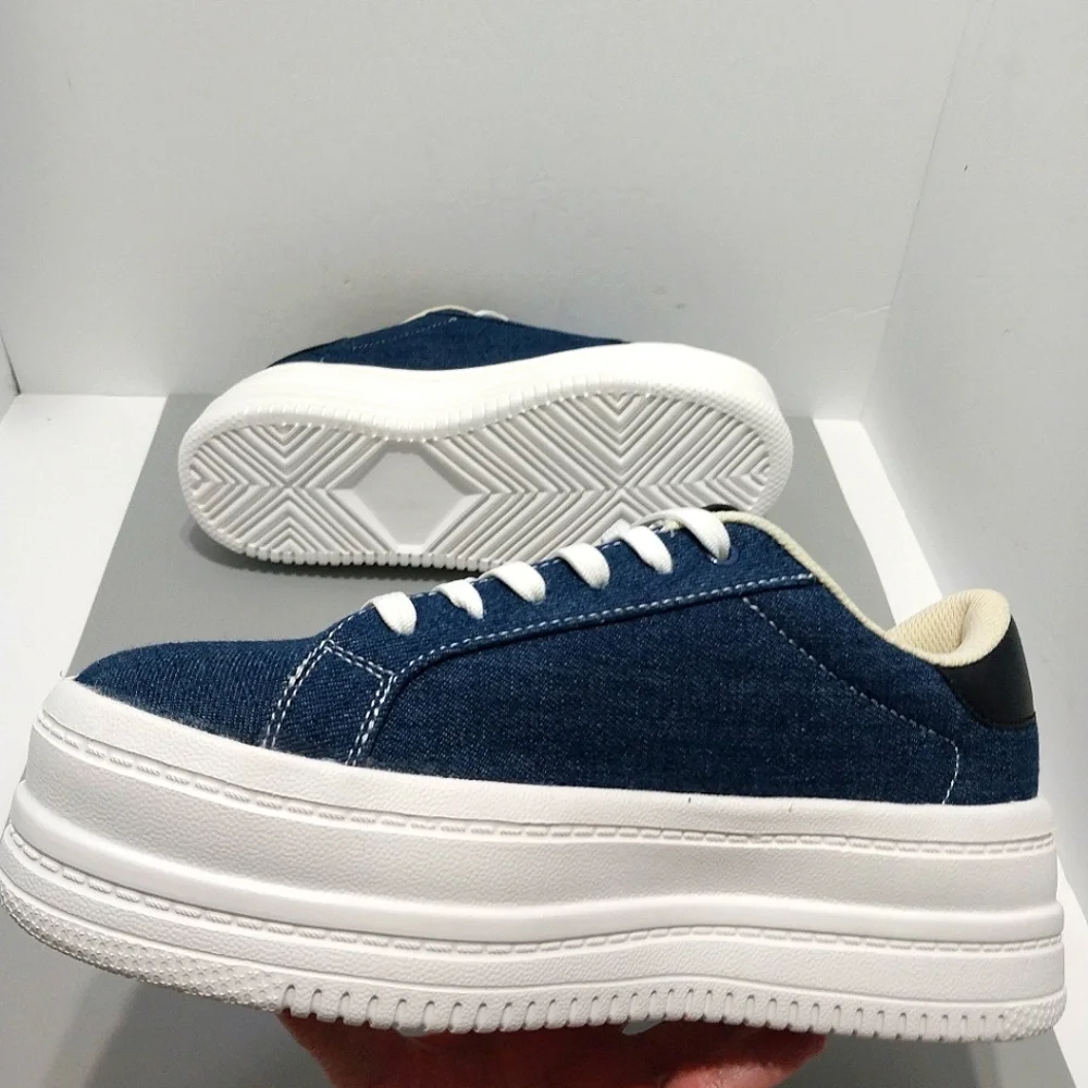 Belos Denim & Glitter Star Platform Sneakers, NWT, Size‎ 9| EUR 40